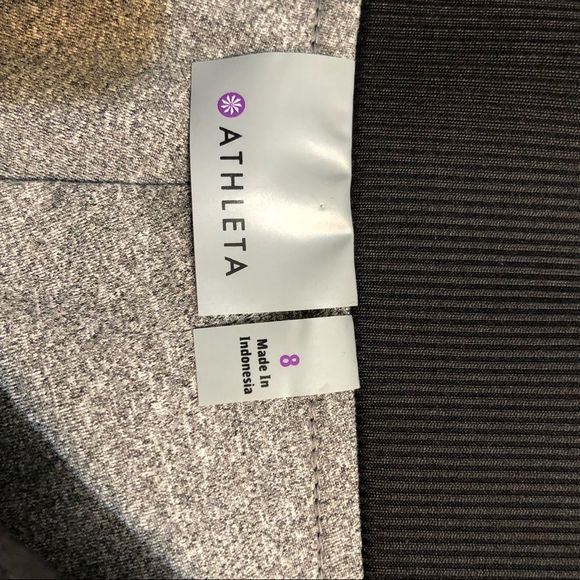 Athleta Straight Leg Black Pants Size 8 - Picture 5 of 7